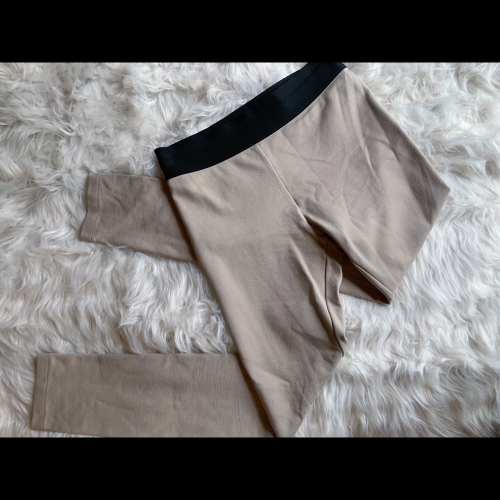 🎉SALE🎉 BCBG | Cream with brown waistband legging